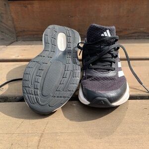 Adidas cloud foam little kid size 12 shoes